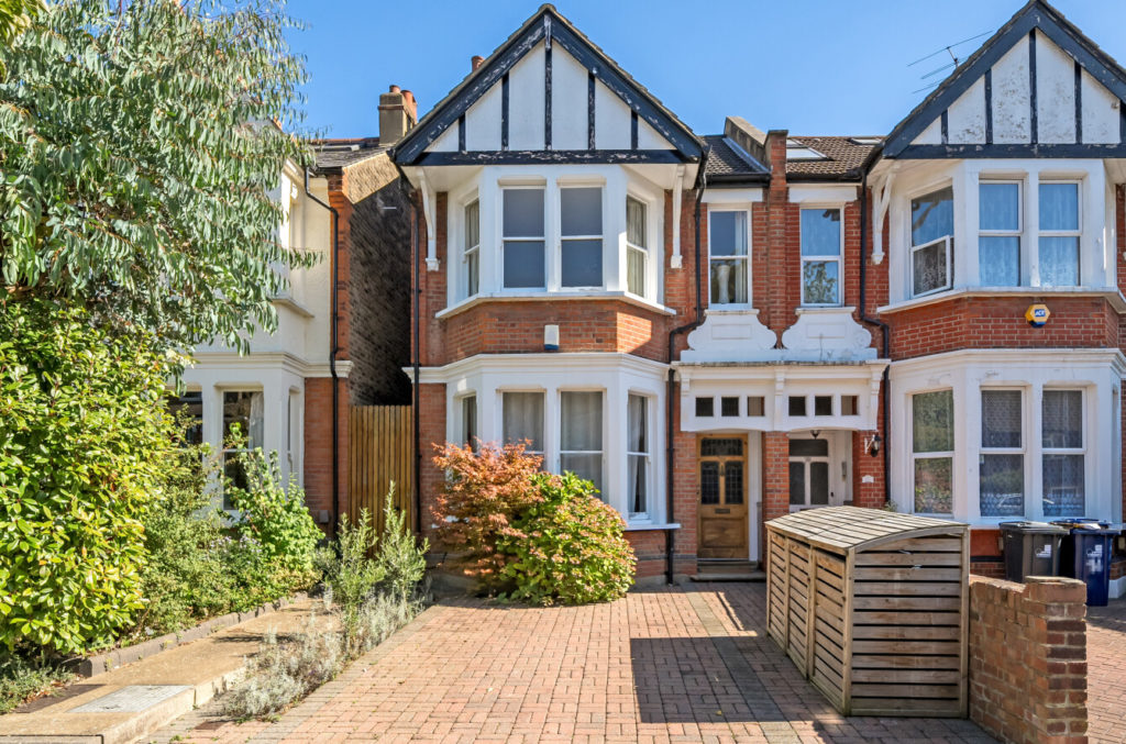 Sherborne Gardens, Ealing, W13