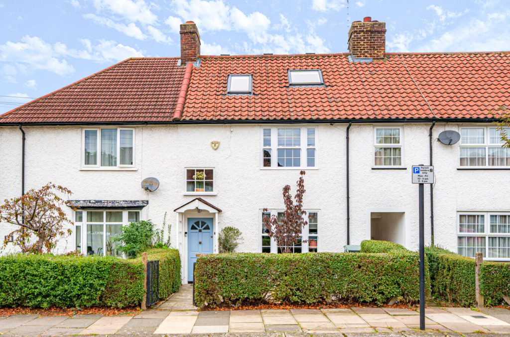 Saxon Drive, West Acton, W3