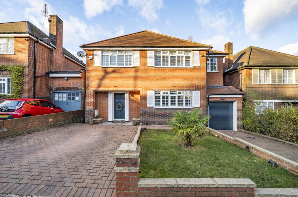 Heathcroft, Ealing W5 3EZ